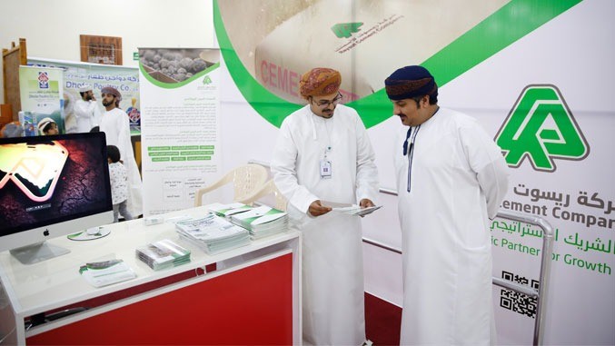Raysut Cement Company supporting Omani products exhibition as a part of 2018 salalah tourist festival activities