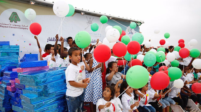 RCC with the Co-operation with Dhofar Environment Implementing Children environmental competitions at Itin tourist passage :-